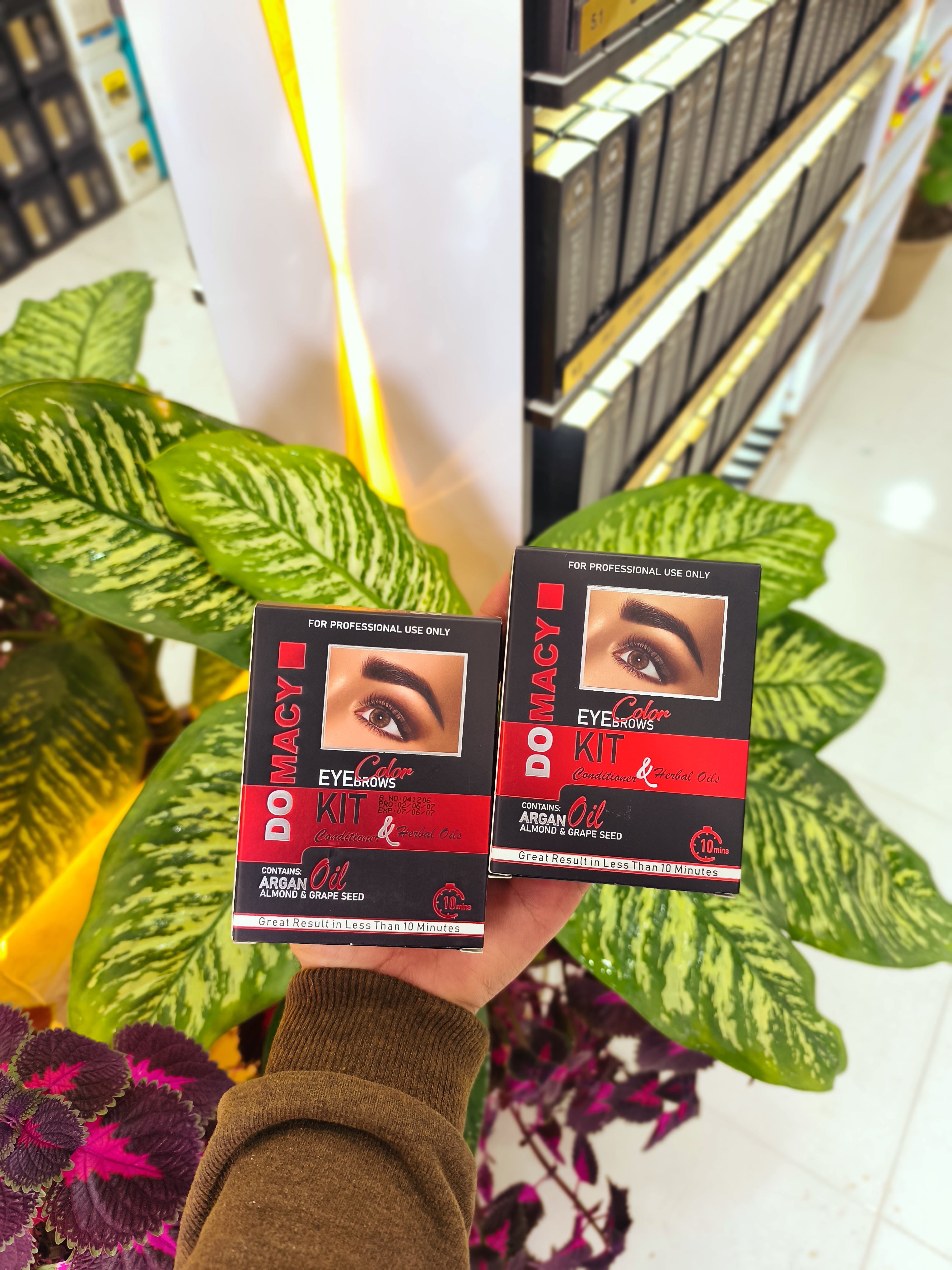 تصویر کیت رنگ ابرو دوماسی شماره ۱۰ رنگ شنی حجم ۱۵ میلی لیتر DOMACY